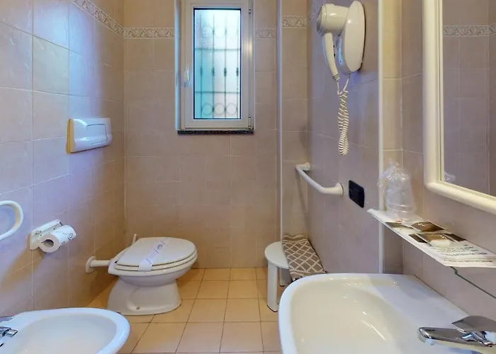 Mirafiori Hotel 3*