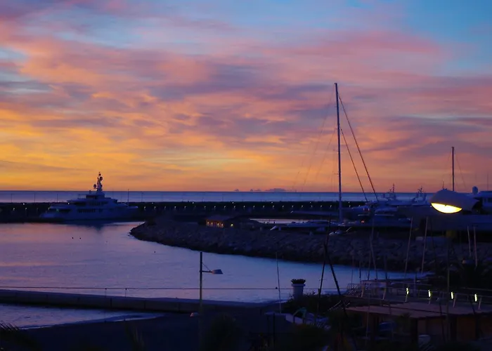 Mirafiori Szálloda 3*